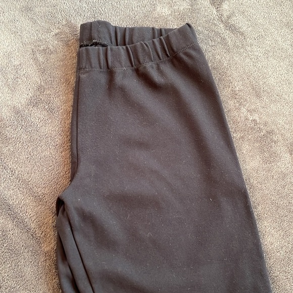 Loft Black Legging, thick and smooth material - Size M - Picture 4 of 6